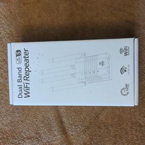 Dual band Wifi repeater